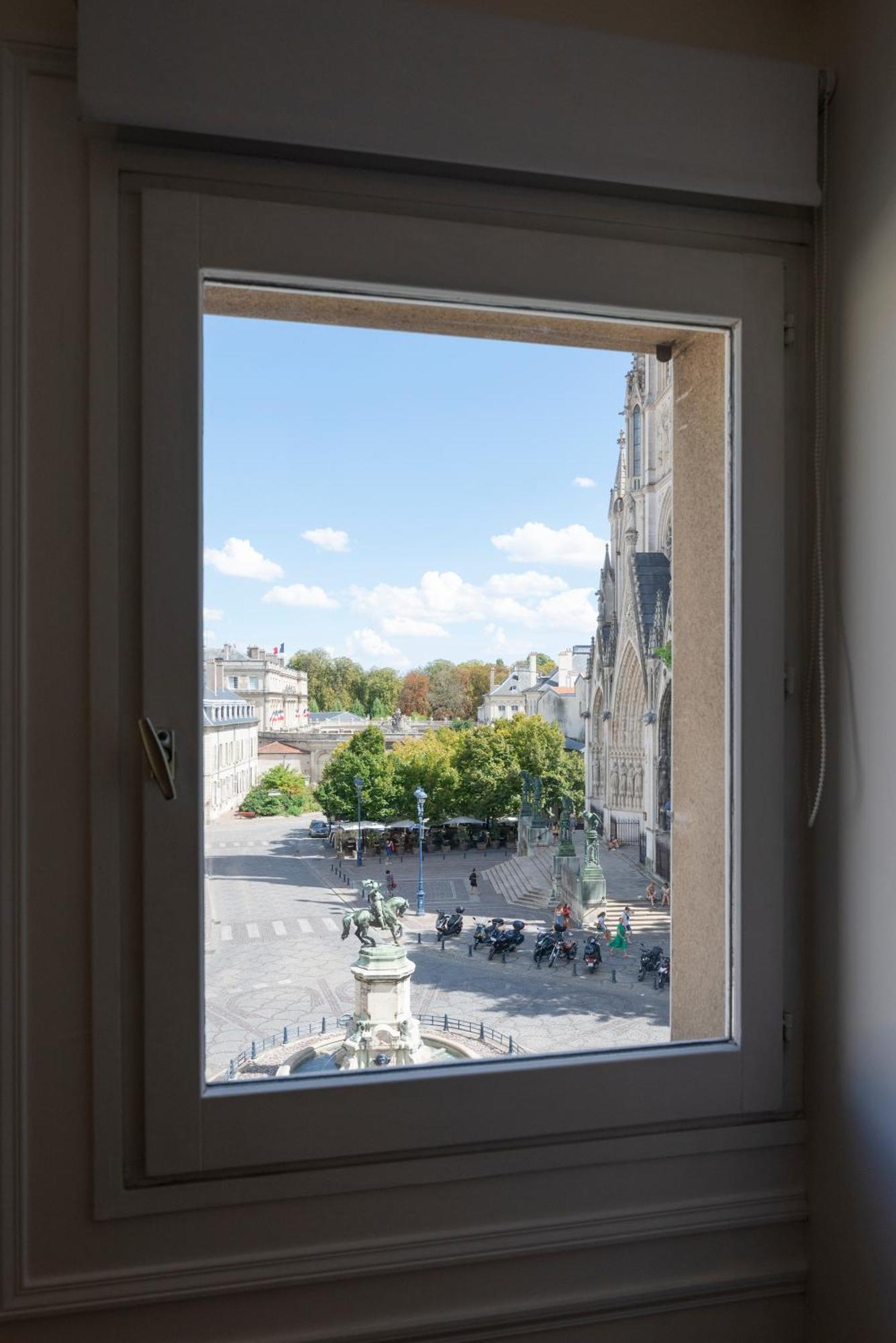 Le Precieux De Raoul Nancy Centre Avec Ascenseur Lägenhet Exteriör bild